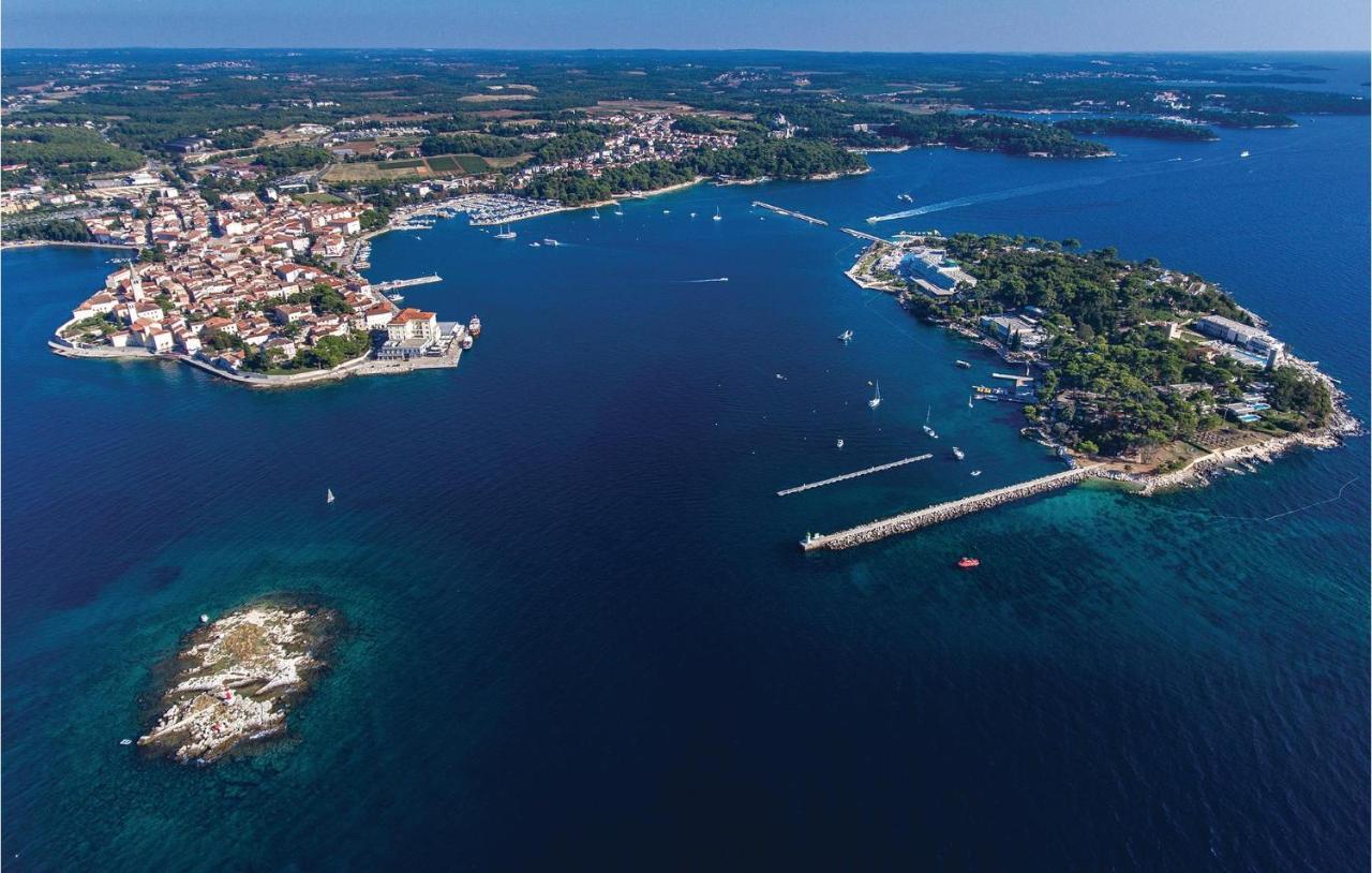 Beautiful In With Wifi Apartment Poreč